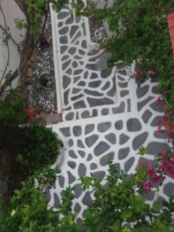 Studio In Garden Poros Town Екстер'єр фото