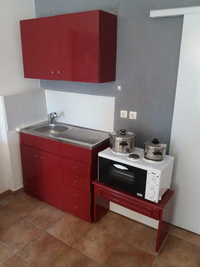 Studio In Garden Poros Town Екстер'єр фото